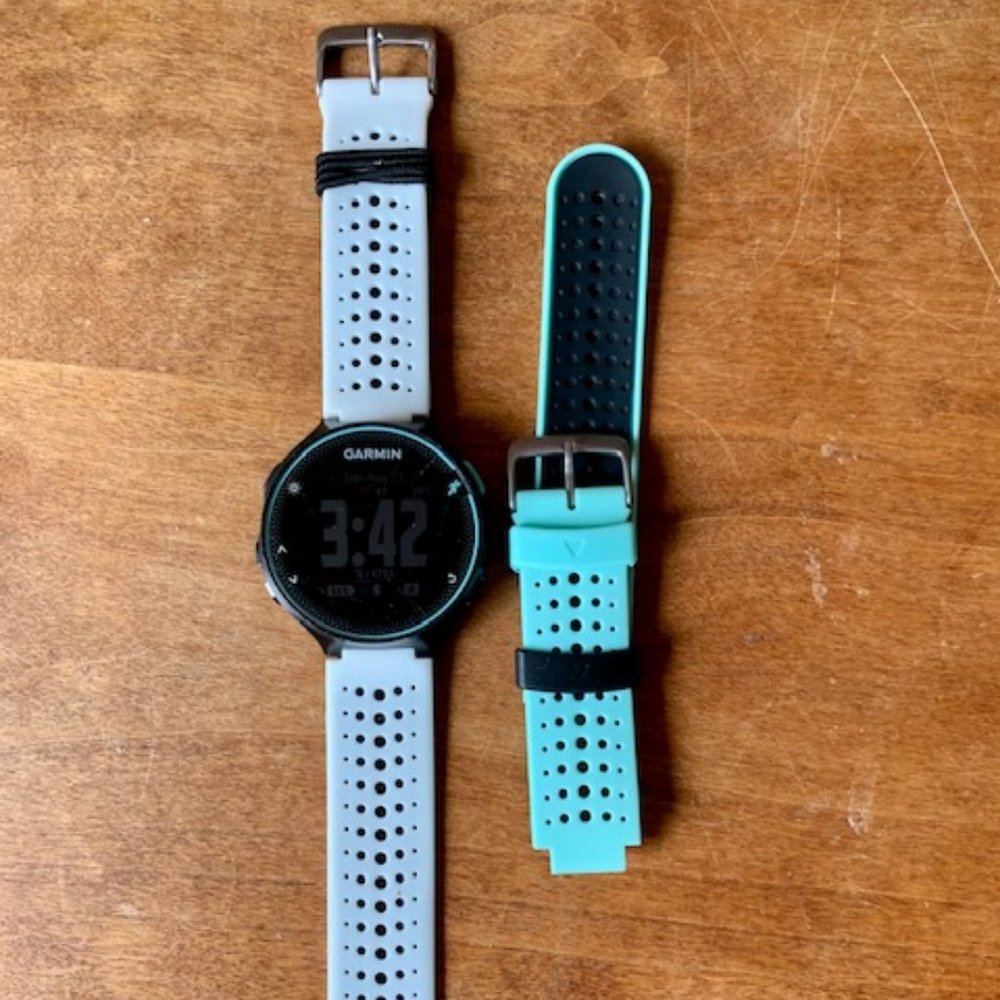 Garmin Forerunner 235 GPS watch